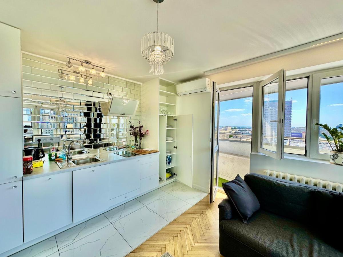 Platinum Metro X2 Wifi 350 Mbs Netflix Hbo Appletv Apartment Warsaw Exterior photo